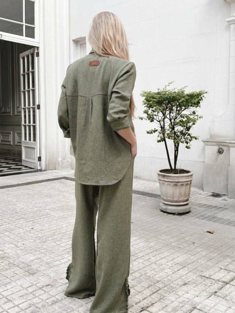 Pantalón con tajo y volados - Militar