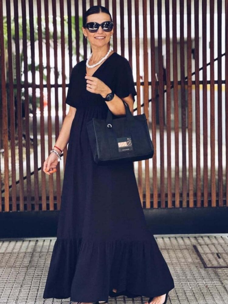 Vestido largo con mangas - negro